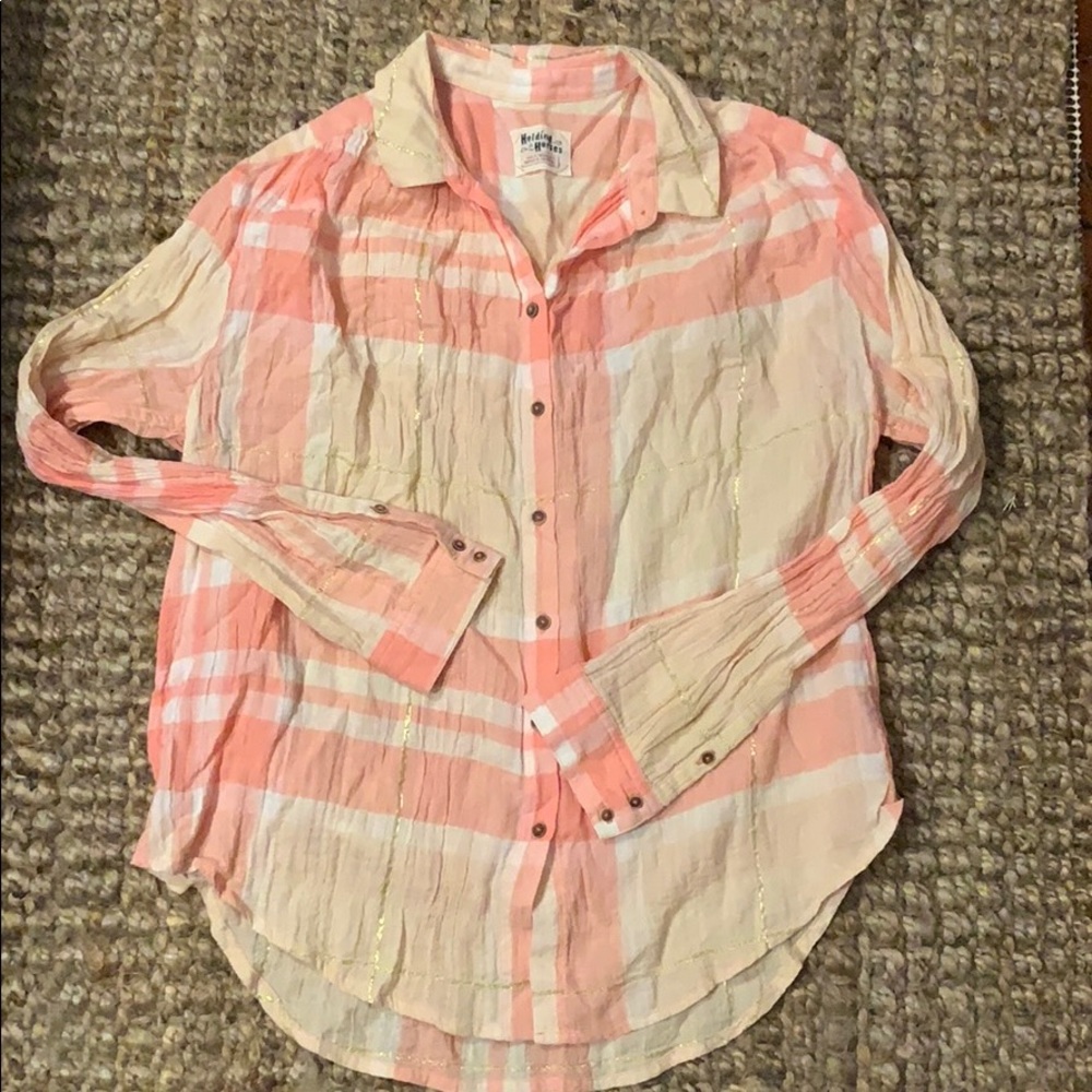 ANTHRO Holding Horses plaid crinkle top